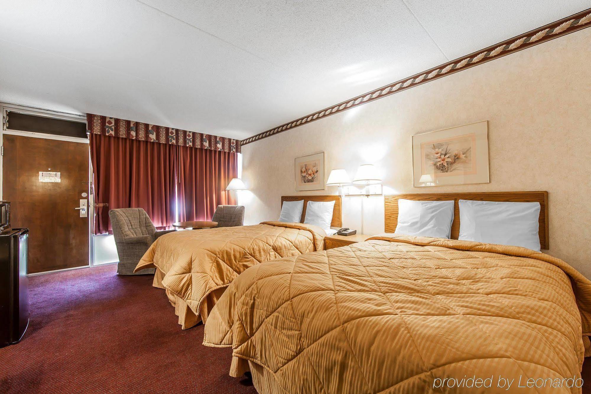 Rodeway Inn Світвотер Екстер'єр фото